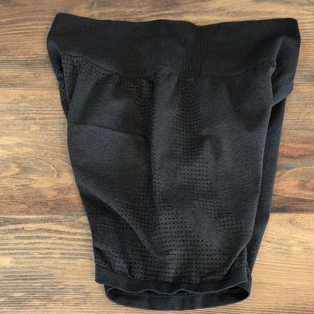 Gymshark Black Women's Athletic Biker Shorts XL M628 - Picture 6 of 6